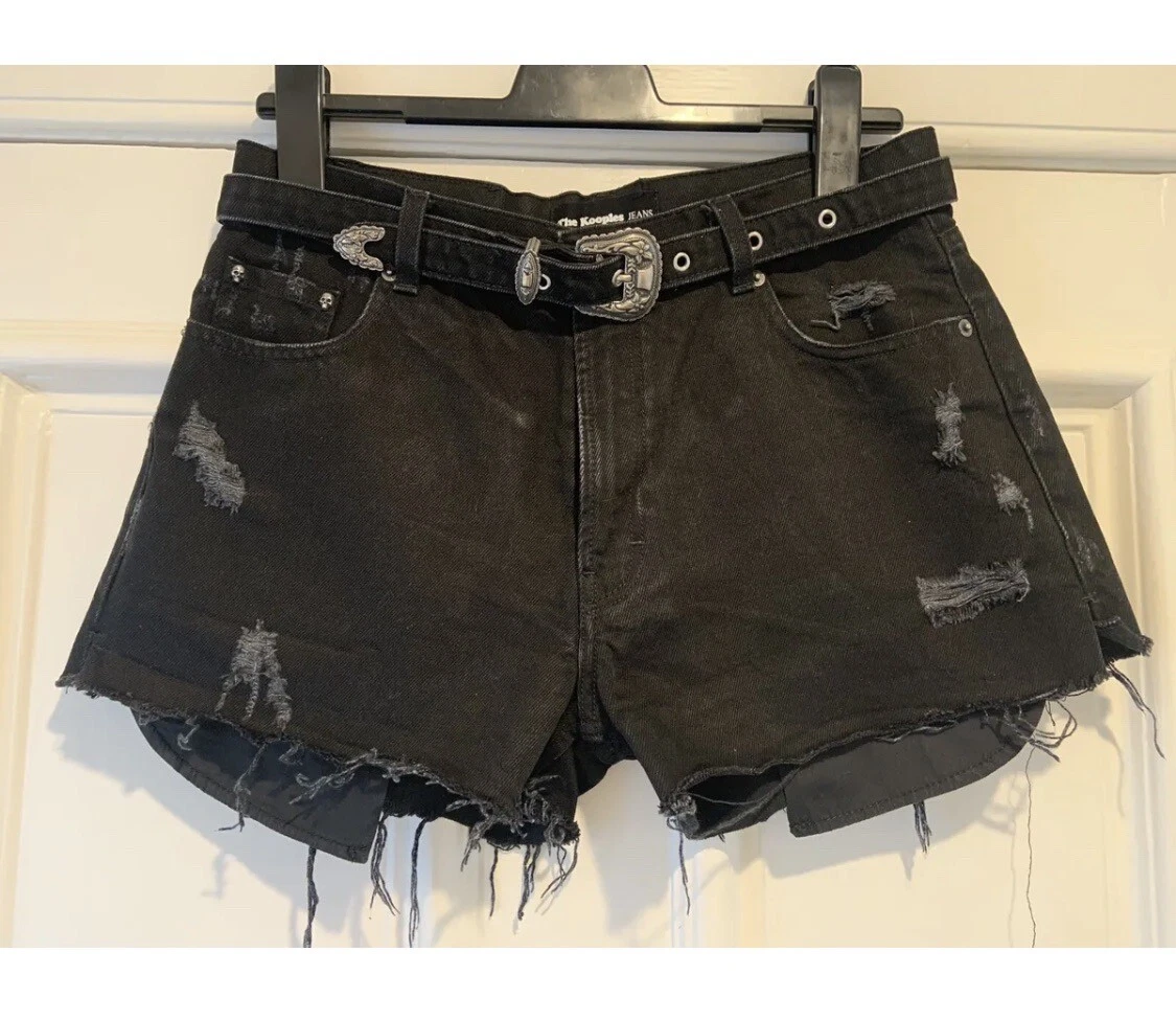 Shorts with deals buckle