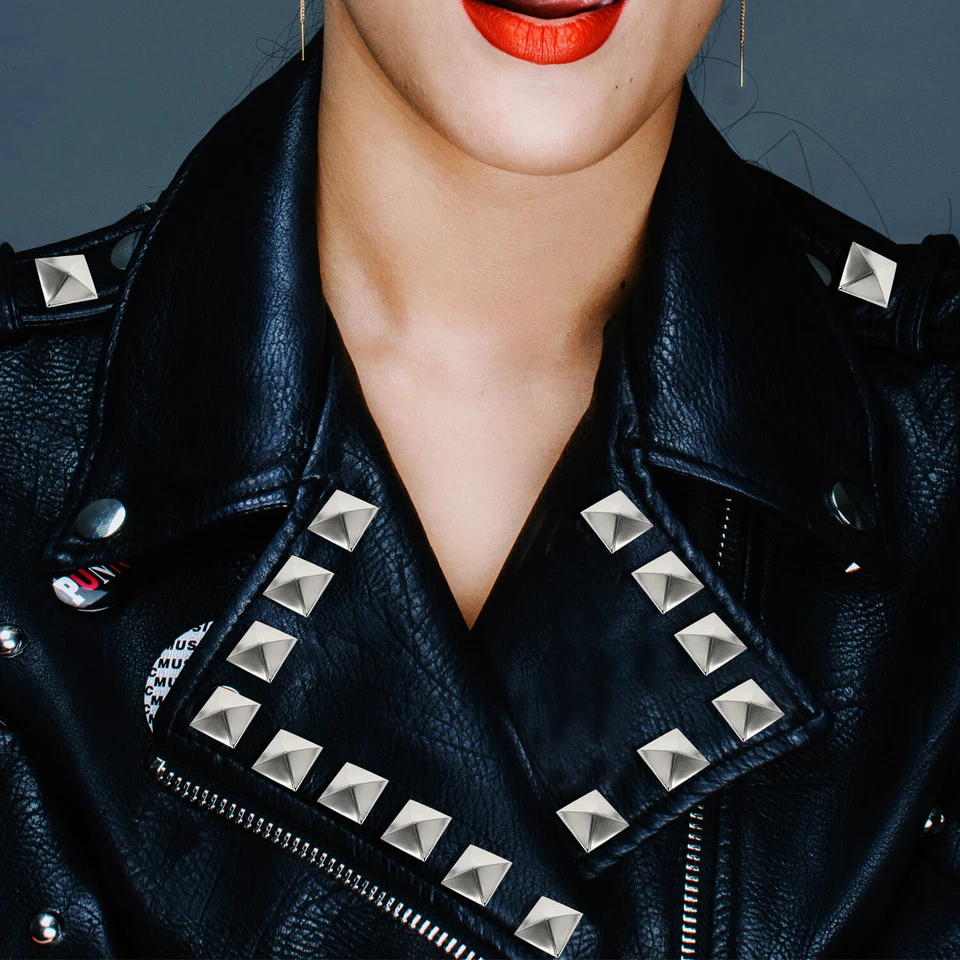 Punk Borchie a Piramide Forma Metallo Fai per Pelle Artigianato Cappotti Borse - Immagine 2 di 4