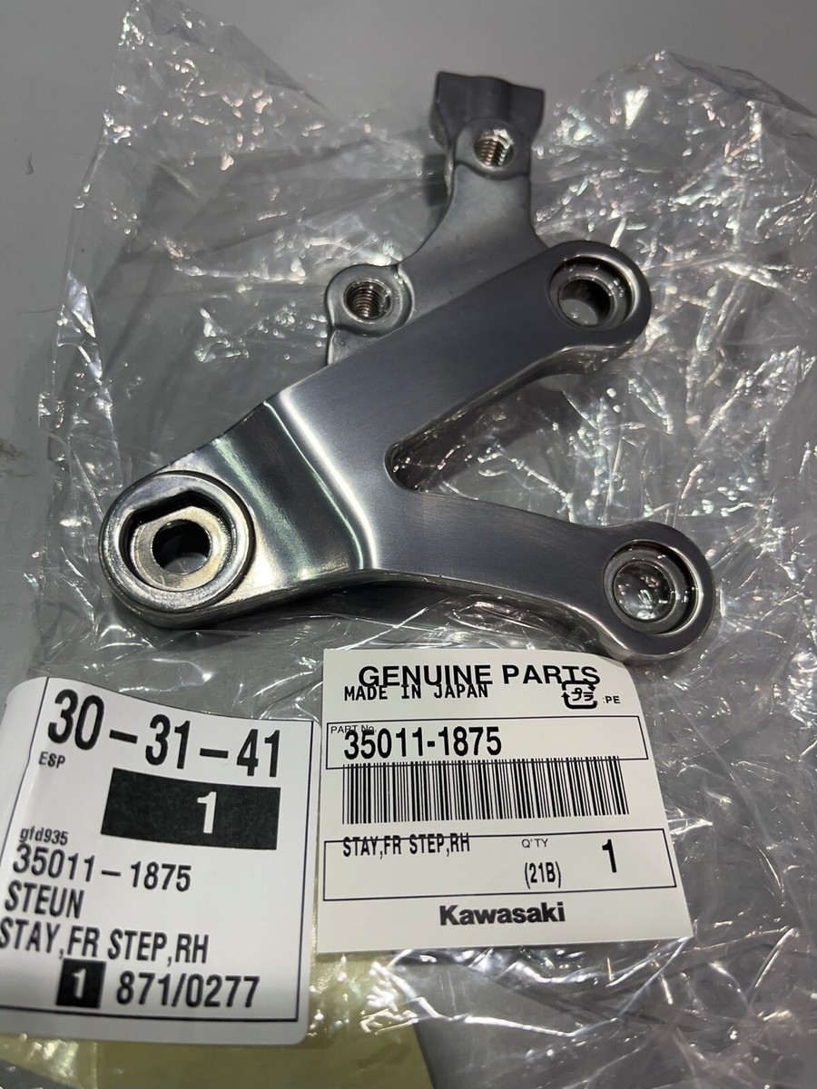 GENUINE OEM KAWASAKI ZX6R 98-01 FRONT FOOTREST BRACKET RIGHT 35011