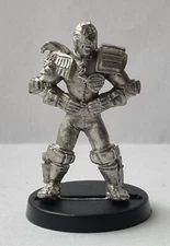 Mongoose Publishing Warlord Games 2000AD 28MM Judge Dredd Limited Edition