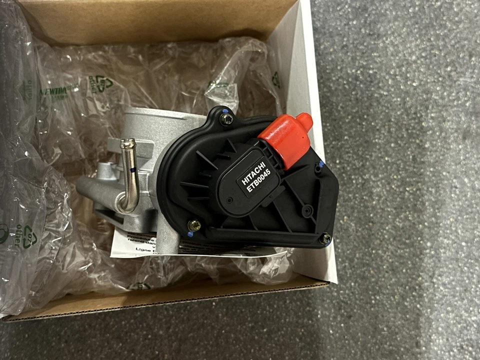 Fuel Injection Throttle Body Hitachi ETB0045 Fits Mercury Ford 2005-2007 - Image 2 of 4