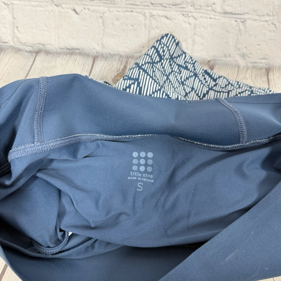 Under Armour & Title Nine Women's Running Shorts Lot of 3 Size S-M Drawstring - Image 3 of 4