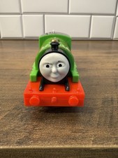 Railway Race Motorized Percy Engine Trackmaster Thomas the Train.