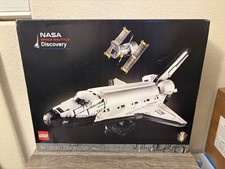 LEGO Icons: NASA Space Shuttle Discovery (10283)