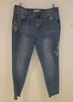 Royalty For Me Cut Off Fringe Flower Embroidery Mid Rise Denim Jeans Women Sz 12
