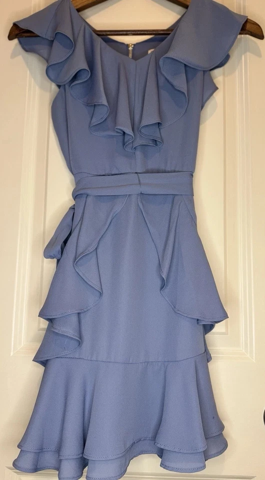 Vestido Gianni Bini Gb Niñas Azul Claro Volantes Lateral Corbata Talla 10 Foto 2 de 4
