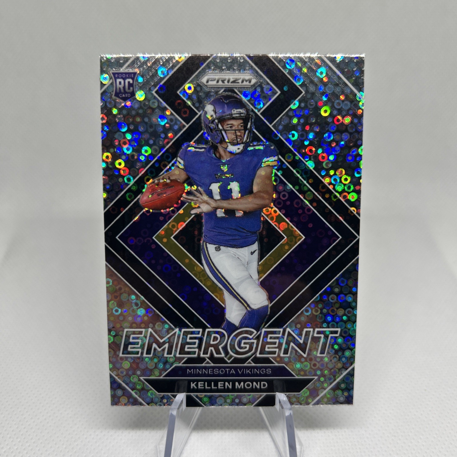 2021 Panini Prizm - Emergent Kellen Mond #E-17 No Huddle Prizm (RC)