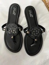 Katliu NWOT Black Thong Sandal Size 7.5 US Fancy Medallion Straps.
