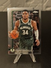 2025-26 Topps Chrome Base Giannis Antetokounmpo Milwaukee Bucks #137