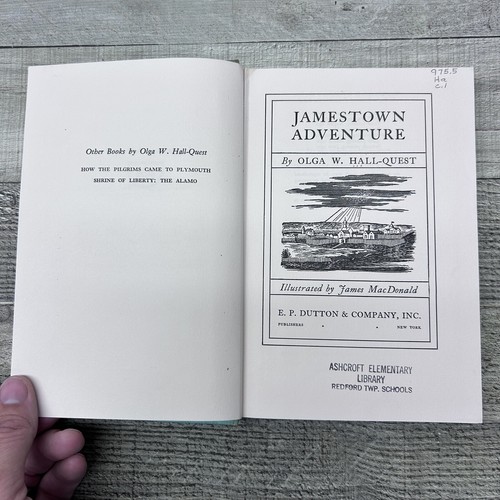 Olga W HALL-QUEST / Jamestown Adventure 1962 Eighth Printing Hardcover - Imagen 7 de 8