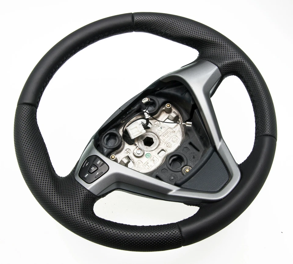 Lenkrad beziehen mit Leder für Ford Fiesta Bj. 2012-2017 McarStyling - Bild 2 von 4