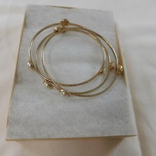 Fashion 3 Pc Gold Tone Bangle Set EUC