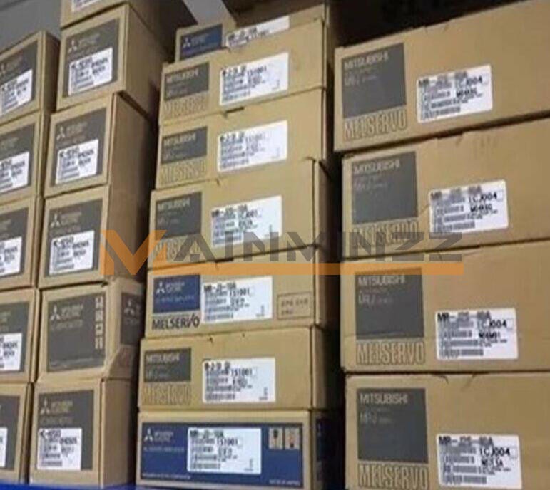 1PC NEW MR-J4-500B-KS020 MRJ4500B-KS020 MRJ4500BKS020 #F8