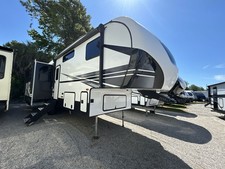 2023 KZ Durango D283RLT