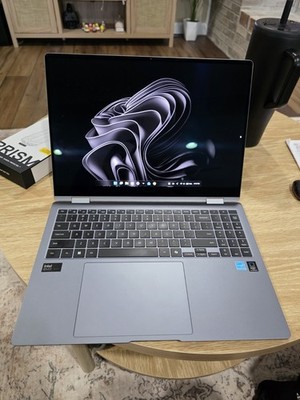 Samsung Galaxy Book4 Pro 360 Intel Core Ultra 7 16GB 1TB SSD 16