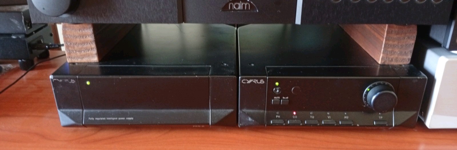 Mission Cyrus 3 + PSX – R  Amplificatore integrato Hi-Fi – Ottime prestazioni