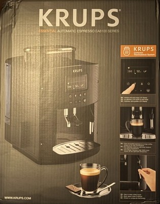 Kaffeevollautomat ESSENTIAL EA8100 Series