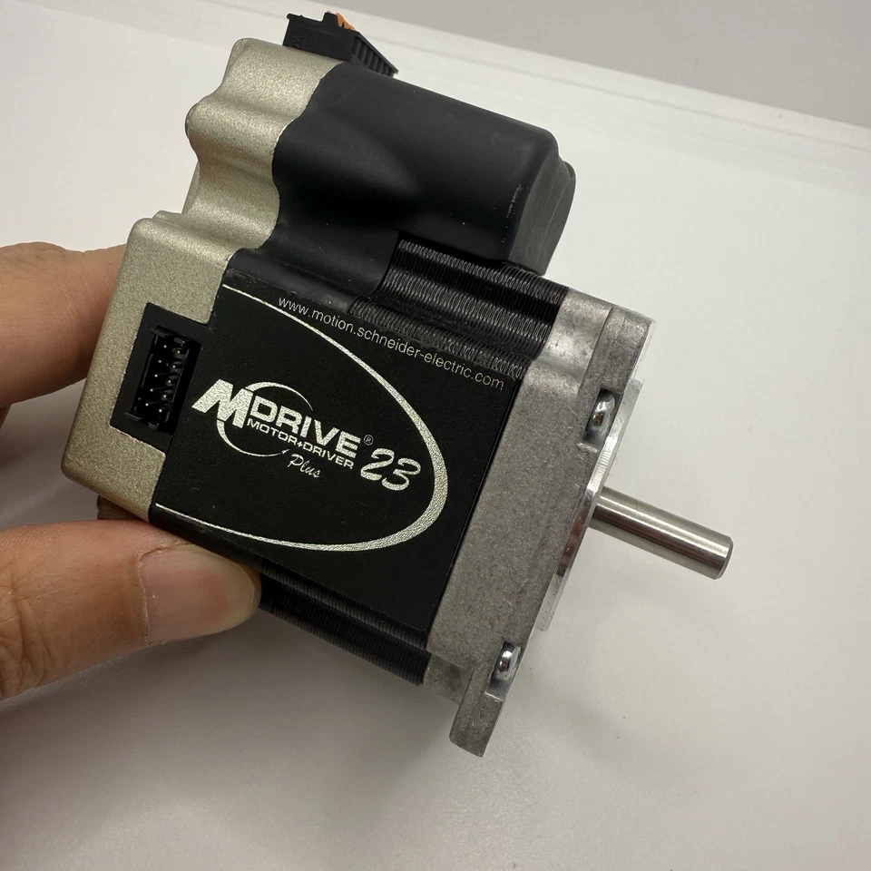 Motor + Driver Schneider Mdrive 23, MDI1PRL23A7-EQ Excelente Estado Foto 3 de 4