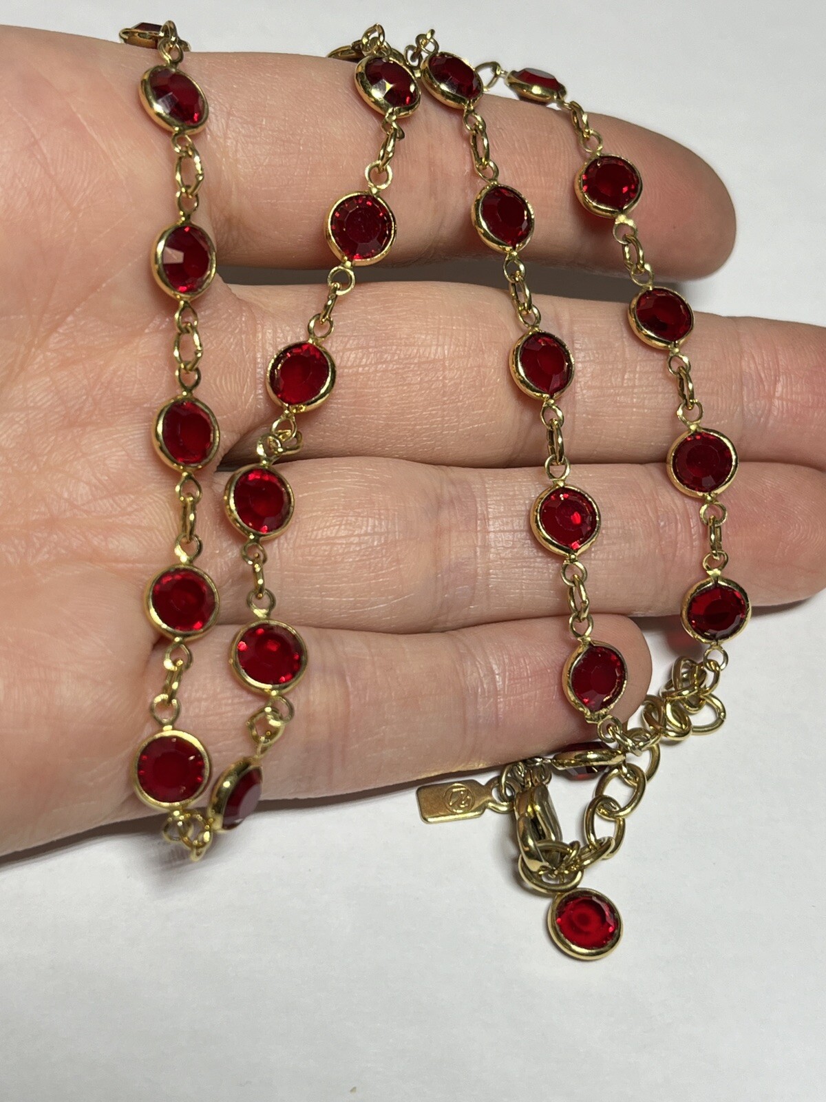 Swarovski Crystal Ruby Red Station Necklace Vintage 90's Goldtone