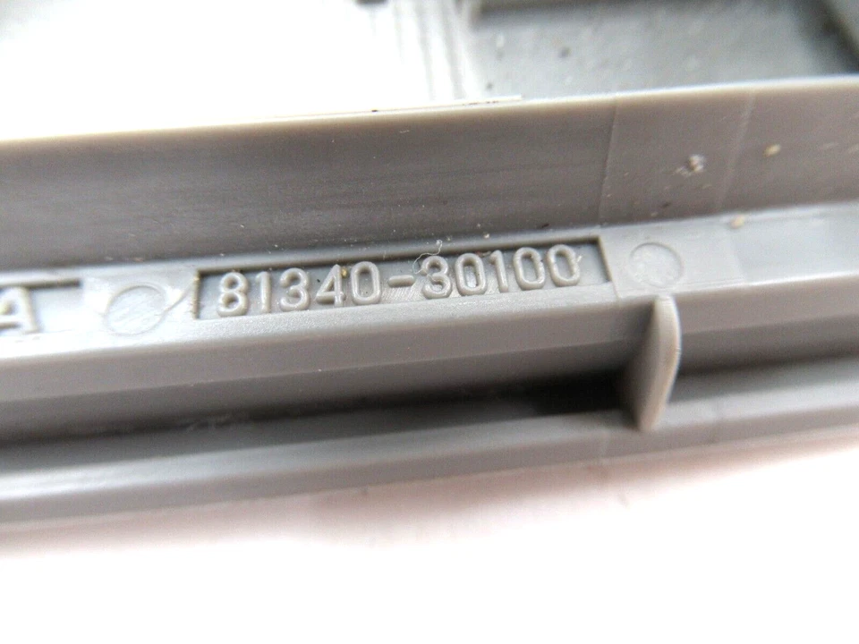 06-17 TOYOTA LEXUS ROOF SUNVISOR Sun Visor Vanity Mirror Light Lamp OEM - Image 4 of 4