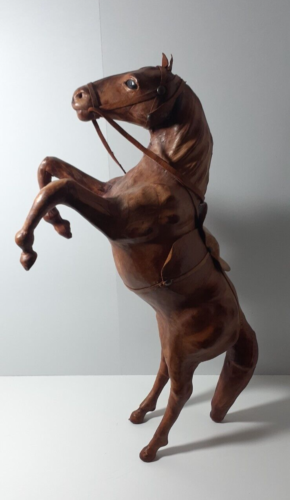 Figura de caballo de cría de cuero marrón rústico de colección estatua 15""H decoración ecuestre - Imagen 1 de 7