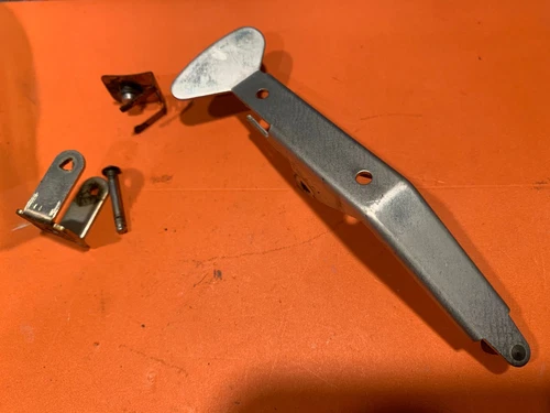 Dual 1019 Vintage Stereo Turntable Parting out - Control Main Lever