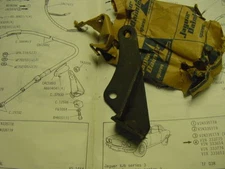NOS Auto Trans Shifter Cable Bracket Jaguar XJ6 Ser III