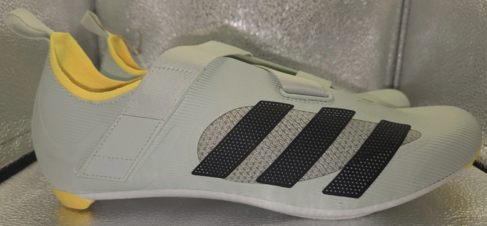 Adidas 12M 13W The Scarpa da Ciclismo indoor Verde Giallo