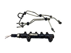 Peugeot 308 2008 Kraftstoffverteiler Einspritzleiste Verteilerrohr 66kW MDV38010