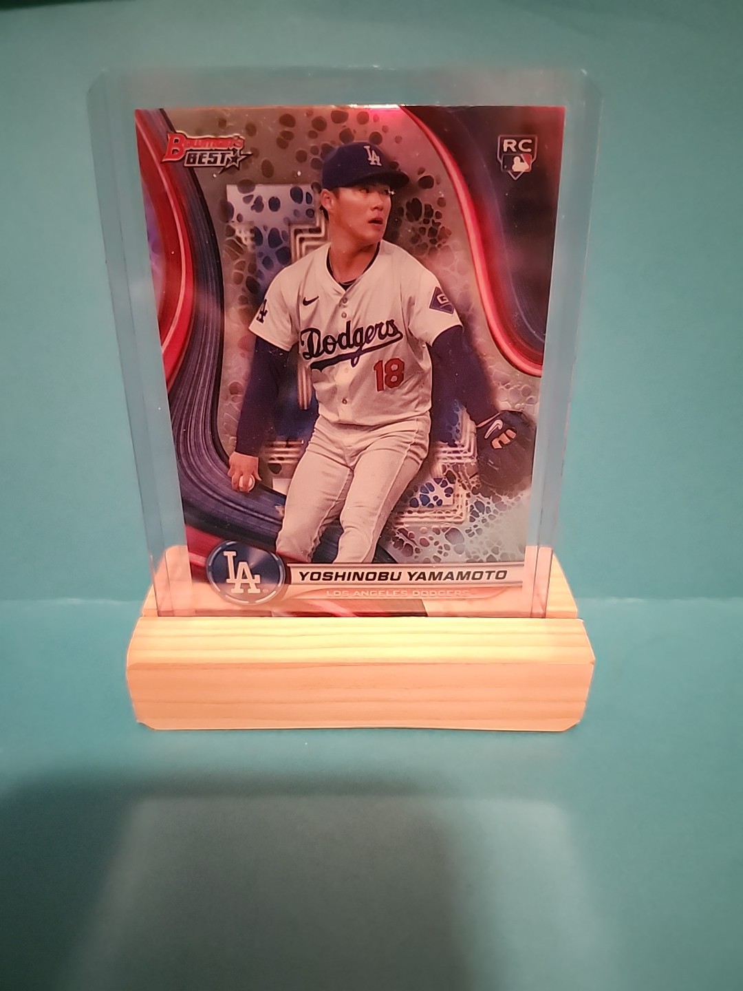 2024 Bowman's Best Yoshinobu Yamamoto #34 Refractor (RC) World Series MVP