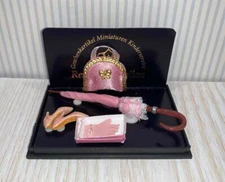 MINIATURE DOLLHOUSE 1:12 SCALE REUTTER WOMEN'S ACCESSORIES - 1.445/6