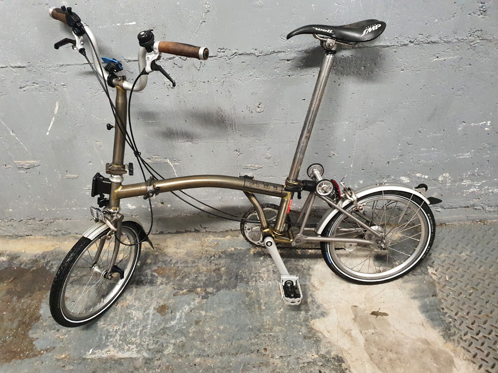 brompton raw lacquer titanium