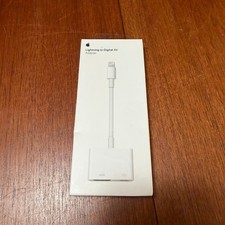 Apple Lightning to Digital AV Adapter MD826AM/A White HDMI Connector