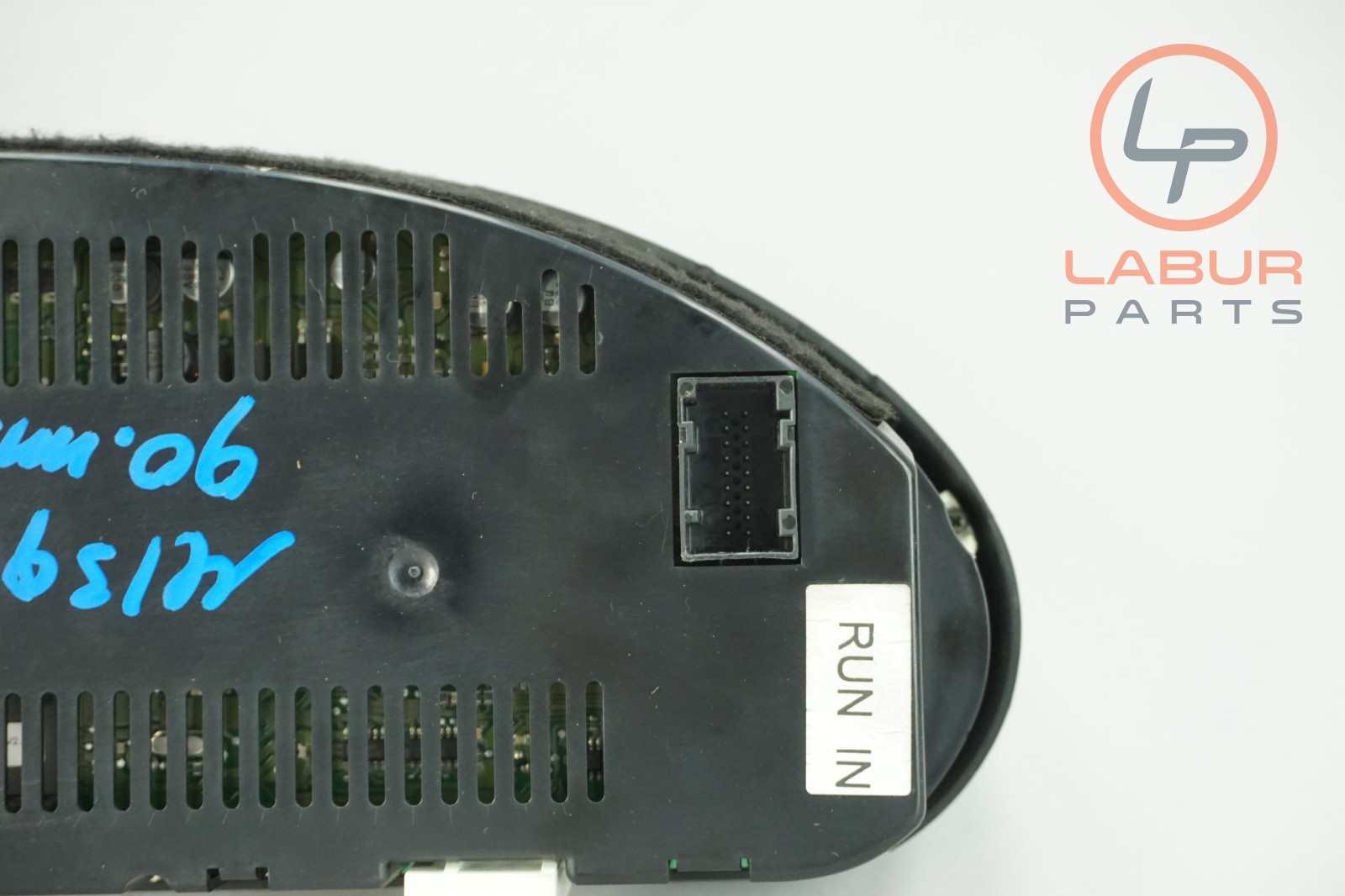 M139 04-08 Maserati Quattroporte Instrument Cluster Gauge Speedometer 90K C1047