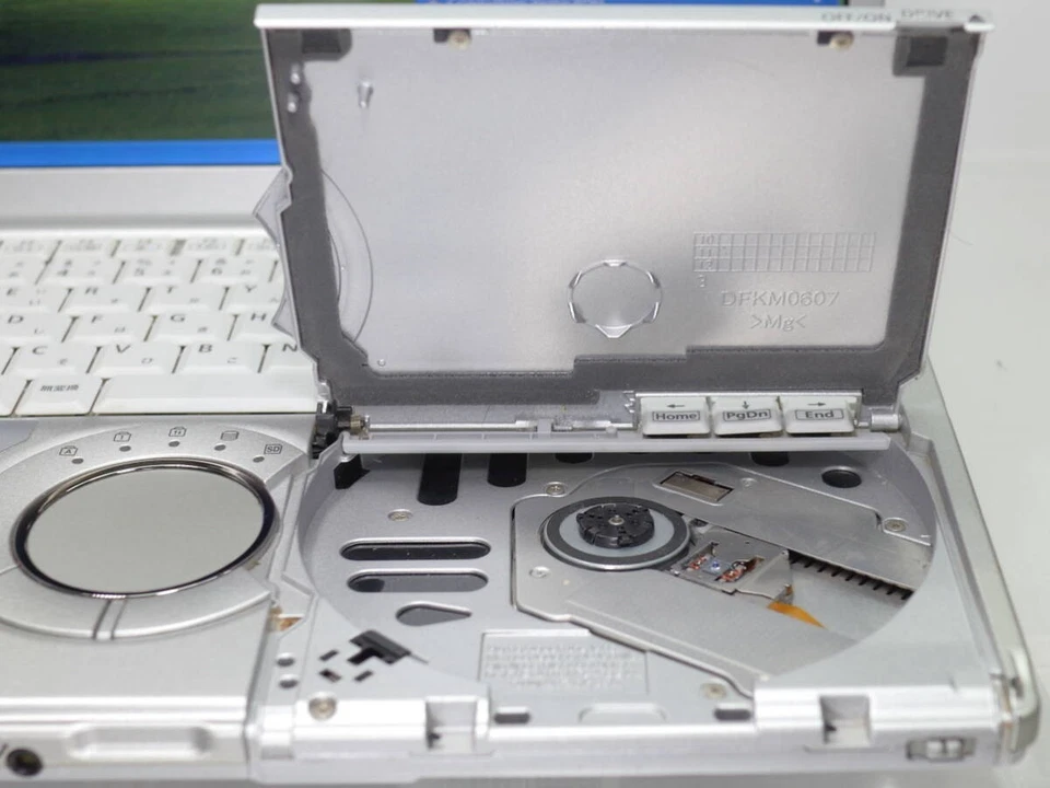 Panasonic Let's note CF-S10 Intel HDD 500GB 4GB Core i5 2.50GHz 12.1inch DVD JP - Image 2 of 4