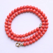 Vintage Natural Undyed Coral Necklace 21gr