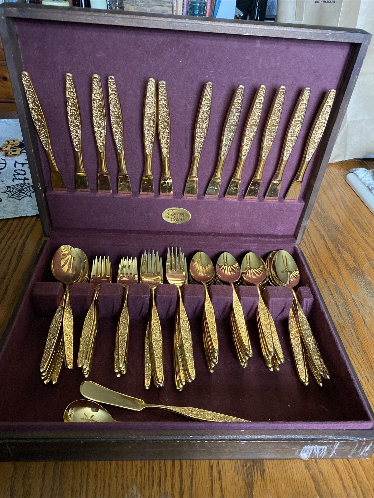 Vintage VIP GoldPlated Daisy Bouquet Flatware 73 Pieces eBay
