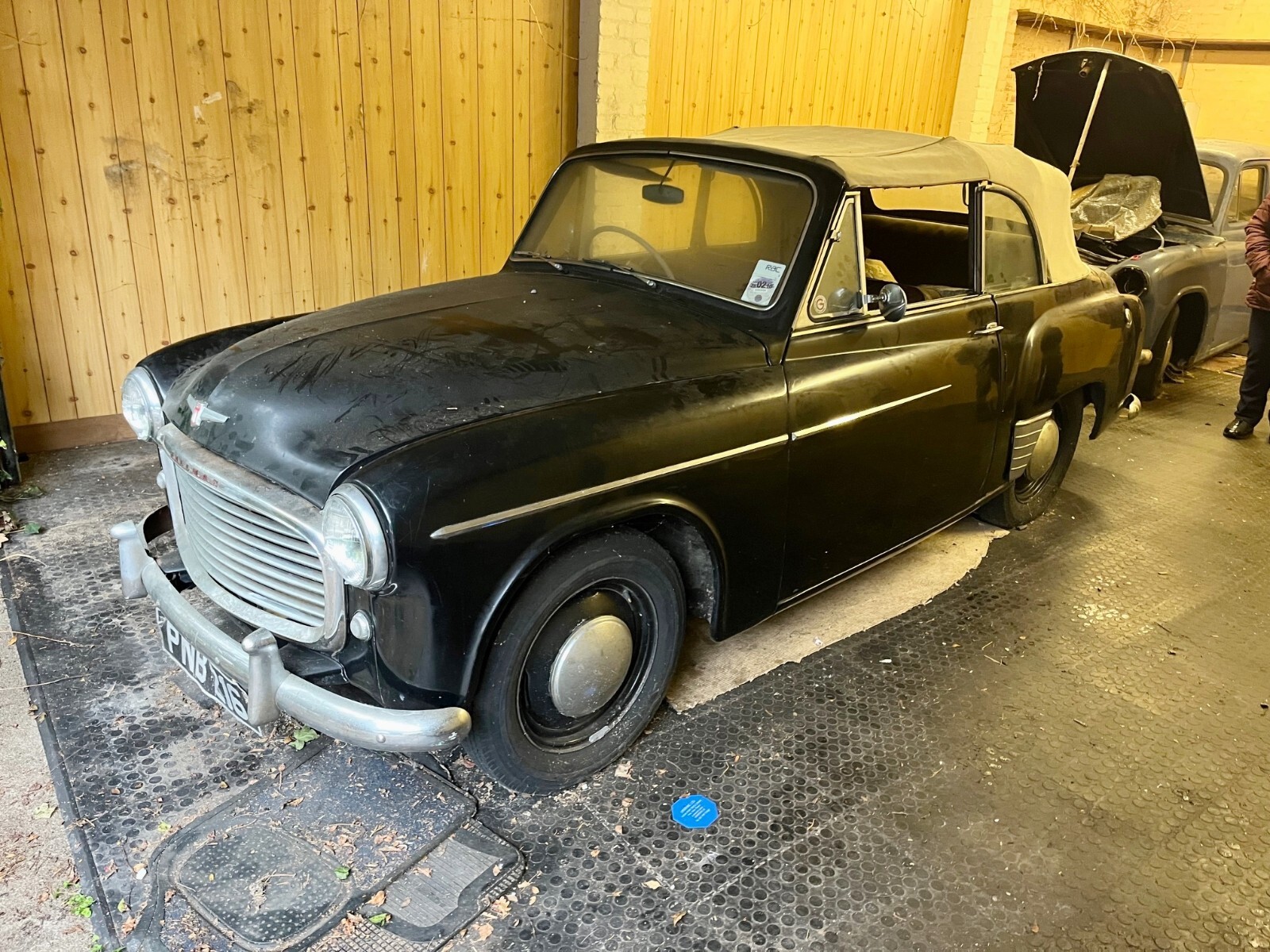 1954 HILLMAN MINX CONVERTIBLE - Picture 1 of 24