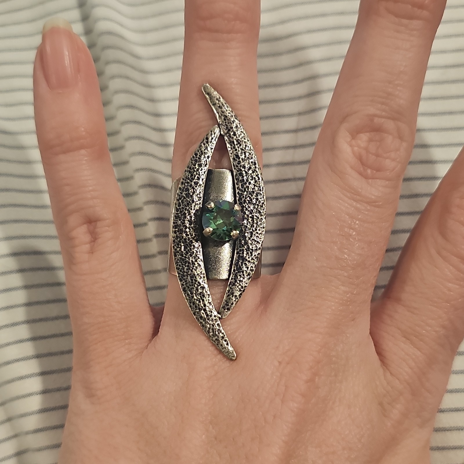 Silver Statement Ring made with swarovski Green c… - image 4