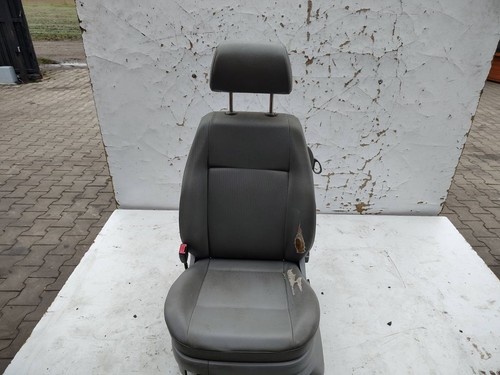 Volkswagen Caddy 2009 Vorne links Fahrersitz SKO102952