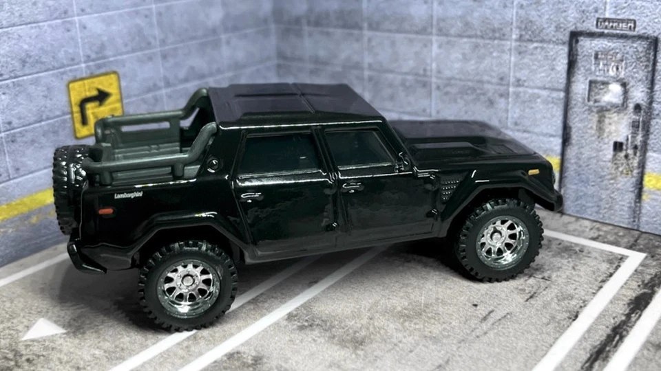 CUSTOM Lamborghini LM002  • Chrome Wheels  • 2025 Hot Wheels  • Fast & Furious - Image 2 of 4