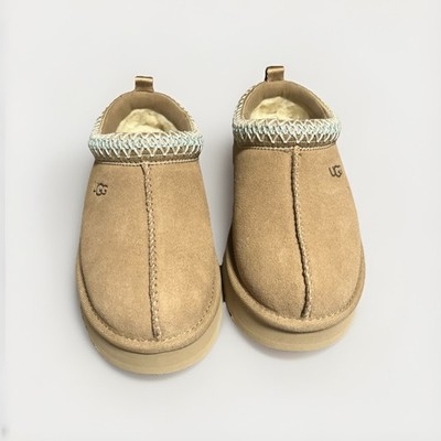UGG Tazz Kids Size 13 Sand Suede Platform Slip On 1143776k