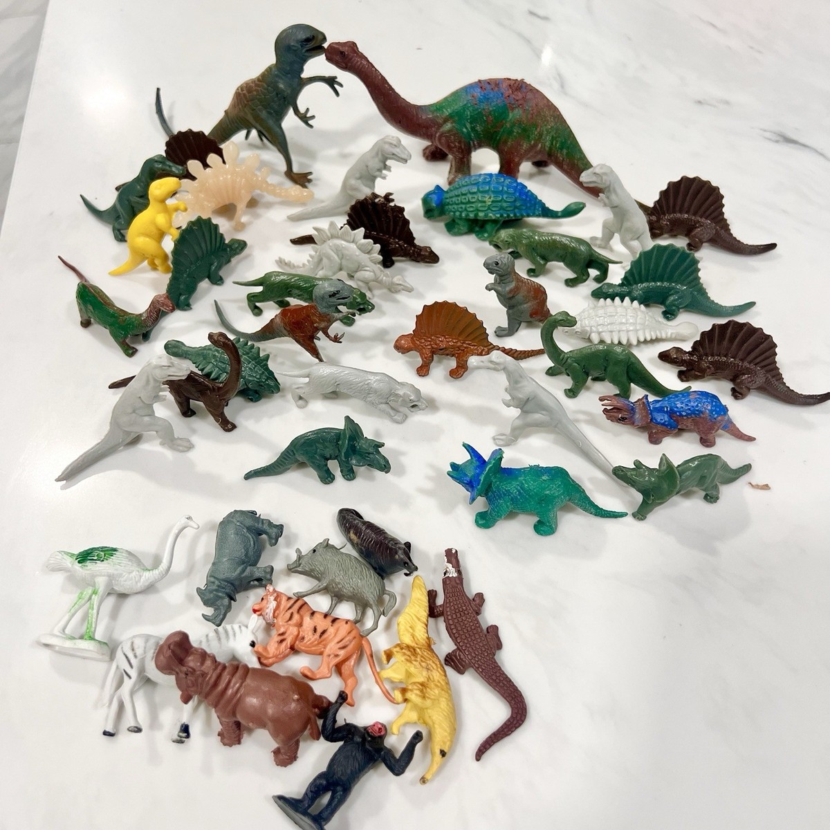Lot Of 40 Vintage Mini Dinosaurs & Some Animal Figurines Toys 80s