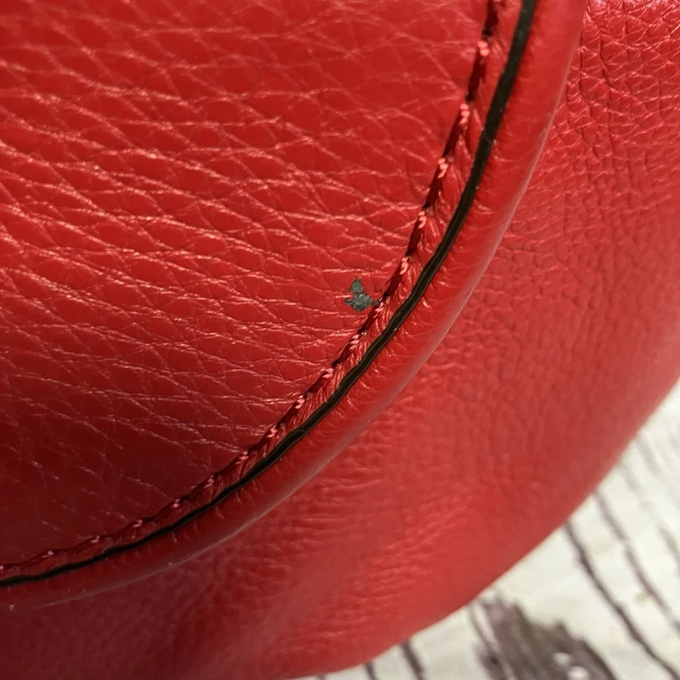 Michael Kors Fulton Leather Large Hobo Shoulder Handbag Red Gold and Wallet - Image 3 of 4