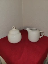 Vintage Home Beautiful Creamer & SugarBowl With Lid/ # JD950/ Japan