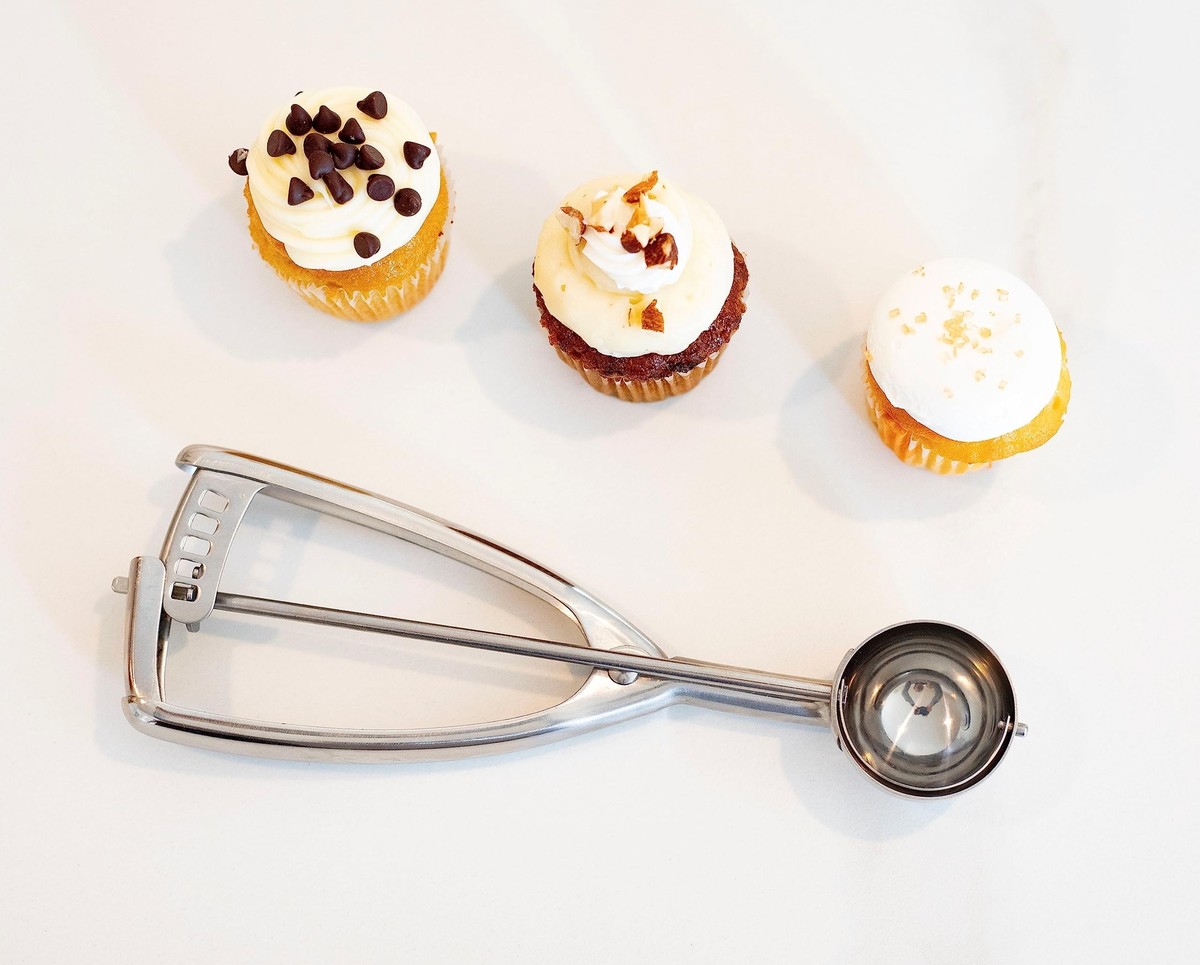 Jenaluca Medium Cookie & Mini Cupcake Scoop – 18/8 Stainless Steel, Silver, Fast Shipping
