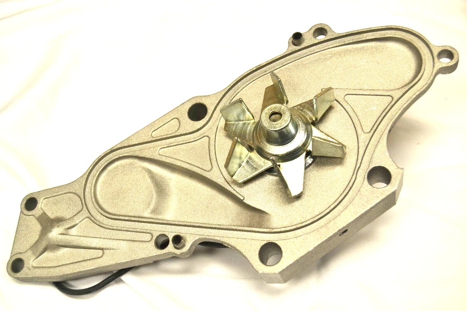 Nueva bomba de agua Napa 41184 Tru-Flow para Acura MDX 03-18 Honda Accord 03-17 Foto 2 de 4