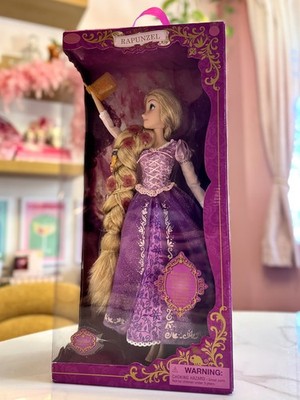 Disney Store Tangled Singing Rapunzel 17  Doll Lantern/Hair Light Up NIB Sealed