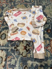 Burt  s Bees Size 24m Organic Cotton PBJ Pajama Set GUC