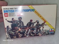 ESCI WW II British Paratroopers Soldier 50 Figures 1/72 208